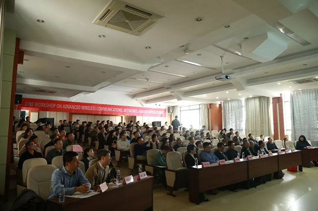 三月，春，万物苏醒，蓬勃成长。两岸物联网专家学者与企业界伙伴聚集美丽鹭岛，于3月15-17日在厦门大学举办两岸物联网高峰论坛，研讨无线通信与物联网技术，5G通信网络、车辆通信和网络等热门话题和新趋势。